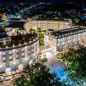 Silk Path Grand Hue Hotel